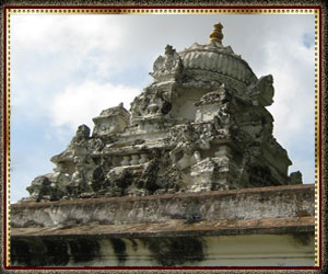 万米基纳塔尔神庙